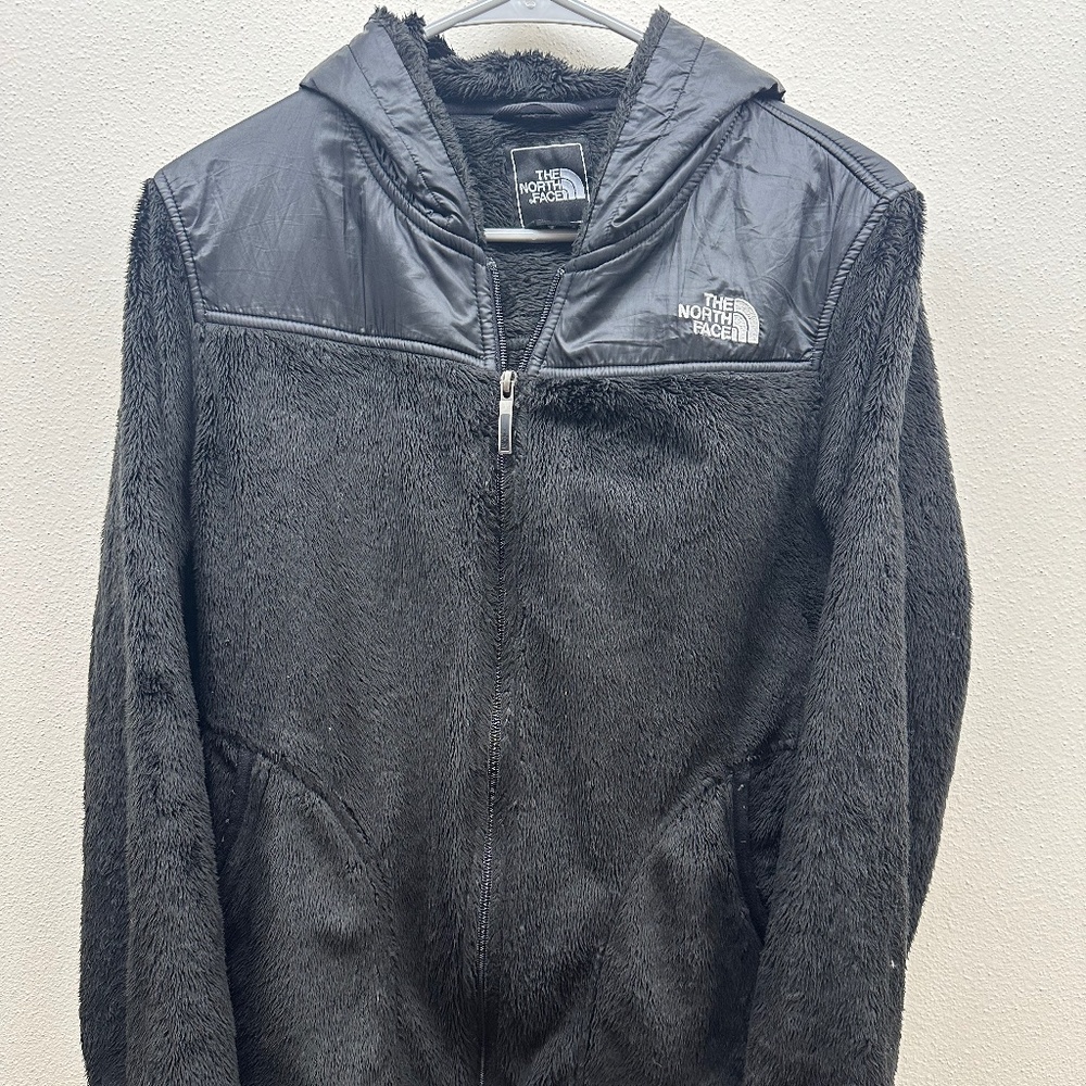 The North Face women’s black Furry Fleece hooded jacket women's medium